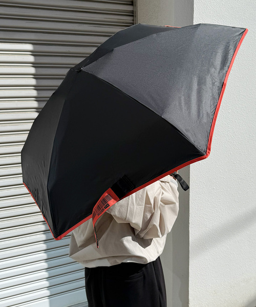 KiU（キウ）の「【KiU/キウ】  ALL WEATHER UMBRELLA：晴雨兼用傘（折りたたみ傘・レディース・アイボリー/ブラック・FREE）」の6枚目の写真