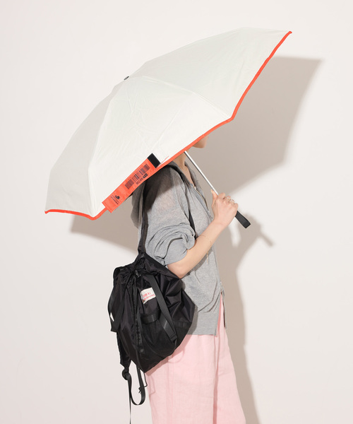 KiU（キウ）の「【KiU/キウ】  ALL WEATHER UMBRELLA：晴雨兼用傘（折りたたみ傘・レディース・アイボリー/ブラック・FREE）」の7枚目の写真