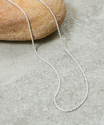 And A（アンドエー）の「ネックレス（ネックレス）」