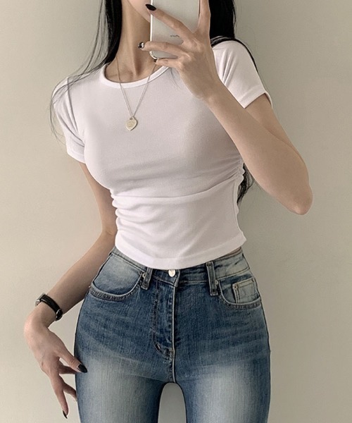 Emilie（エミリー）の「サイドシャーリング入り半袖Tシャツ（Tシャツ/カットソー・レディース・ネイビー/ワインレッド/ピンク/ホワイト/カーキ/ブラック・FREE）」の2枚目の写真