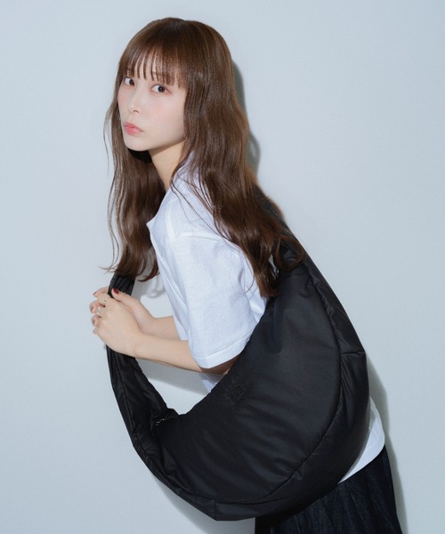 ZOZOMESSE(ゾゾメッセ)の「CROSSBODY BAG(ショルダーバッグ・メンズ・ブラック・FREE)」の1枚目の写真