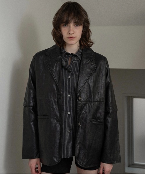 lawgy（ラウジー）の「2way sleeve embroidery jacket / 2wayスリーブエンブロイダリージャケット（その他アウター・レディース・クリーム/キャメル/ブラック・FREE）」の2枚目の写真