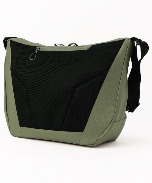 SALOMON（サロモン）の「SALOMON/サロモン ACS SHOULDER（ショルダーバッグ・メンズ・ブラック/その他9・ONE SIZE）」の4枚目の写真