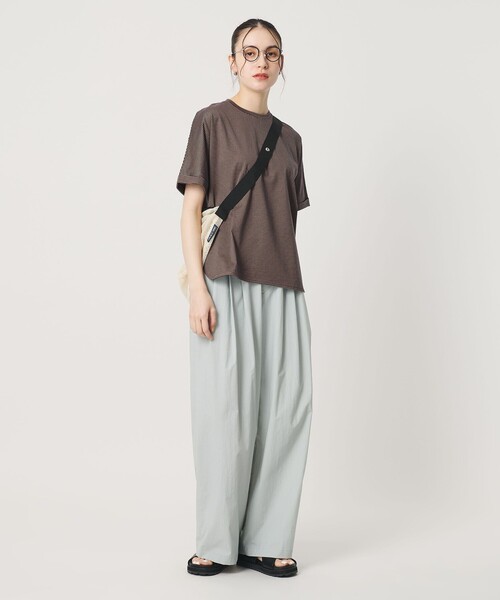 BEAUTY&YOUTH UNITED ARROWS(ビューティーアンドユースユナイテッドアローズ)の「コットン天竺 ラウンドヘム Tシャツ(Tシャツ/カットソー・レディース・その他2/ホワイト/その他1/ライトピンク/ブラック・FREE)」の11枚目の写真