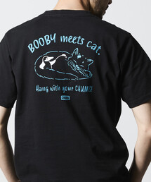 CHUMS（チャムス）の「限定展開 CHUMS×FREAK'S STORE/チャムス 別注 ヒストリー バックプリント クルーネックTシャツ/キャットモチーフ（Tシャツ/カットソー）」