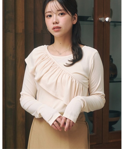 moi tytto（モイテュット）の「マルチwayフリル付きリバースカットソー（Tシャツ/カットソー・レディース・ナチュラル/オフホワイト・FREE）」の16枚目の写真