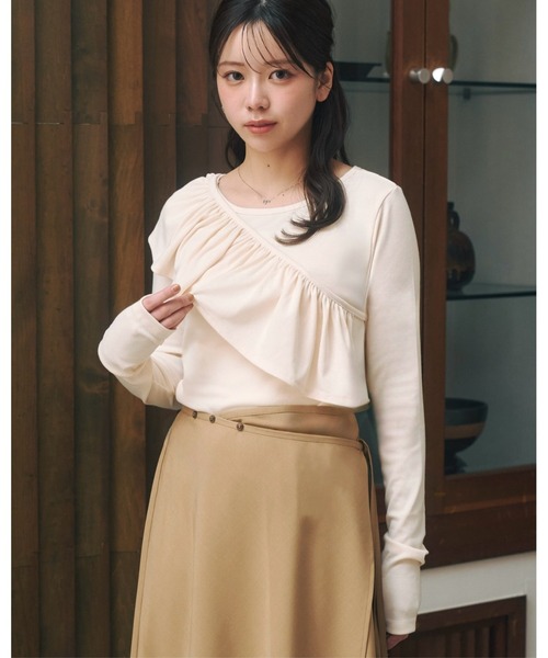 moi tytto（モイテュット）の「マルチwayフリル付きリバースカットソー（Tシャツ/カットソー・レディース・ナチュラル/オフホワイト・FREE）」の3枚目の写真