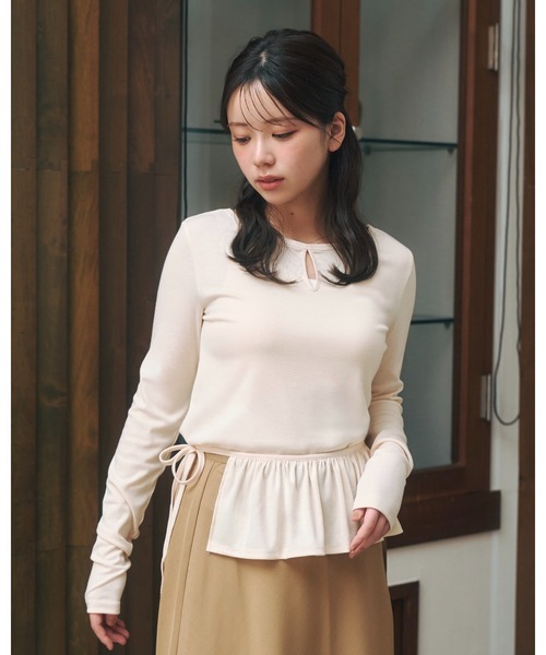 moi tytto（モイテュット）の「マルチwayフリル付きリバースカットソー（Tシャツ/カットソー・レディース・ナチュラル/オフホワイト・FREE）」の17枚目の写真