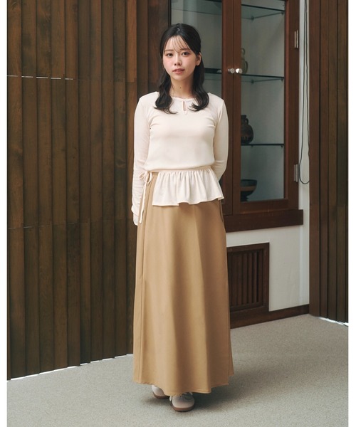 moi tytto（モイテュット）の「マルチwayフリル付きリバースカットソー（Tシャツ/カットソー・レディース・ナチュラル/オフホワイト・FREE）」の11枚目の写真