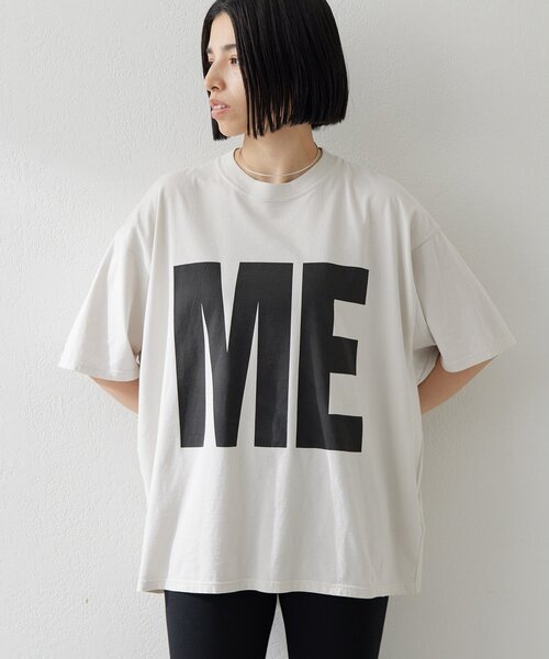 Whim Gazette（ウィムガゼット）の「【KATHARINE HAMNETT】別注ME Tシャツ（Tシャツ/カットソー・レディース・ベージュ・FREE）」の2枚目の写真