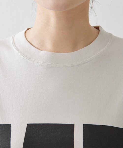 Whim Gazette（ウィムガゼット）の「【KATHARINE HAMNETT】別注ME Tシャツ（Tシャツ/カットソー・レディース・ベージュ・FREE）」の15枚目の写真