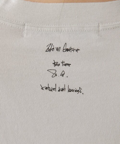 Whim Gazette（ウィムガゼット）の「【KATHARINE HAMNETT】別注ME Tシャツ（Tシャツ/カットソー・レディース・ベージュ・FREE）」の16枚目の写真