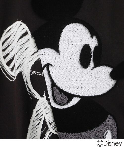 Disney（ディズニー）の「Disney capsule collection Tシャツ（Tシャツ/カットソー・メンズ・ブラック/ホワイト系1/ホワイト/ブラック系・01/02/03）」の17枚目の写真