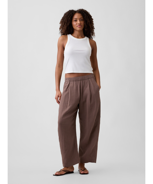 GAP（ギャップ）の「ミッドライズ プルオン バレル ガーゼパンツ（その他パンツ・レディース・ブルー/ピンク/ホワイト/ブラウン/ブラック・XXS/L/M/S/XS）」の6枚目の写真