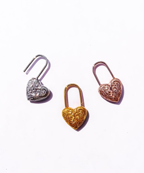IRIEBEACH(アイリービーチ)の「2way Heart padlock pierce/【ハワイアンジュエリー】【サージカルステンレス】【金属アレルギー対応】【IRIEBEACH / アイリービーチ】つけっぱなしOK(ピアス(片耳用)・レディース・シルバー/ゴールド/ピンク・FREE)」の1枚目の写真