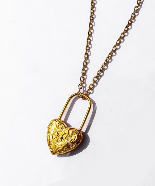 IRIEBEACH(アイリービーチ)の「2way Heart padlock pierce/【ハワイアンジュエリー】【サージカルステンレス】【金属アレルギー対応】【IRIEBEACH / アイリービーチ】つけっぱなしOK(ピアス(片耳用)・レディース・シルバー/ゴールド/ピンク・FREE)」の7枚目の写真