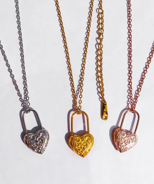 IRIEBEACH(アイリービーチ)の「2way Heart padlock pierce/【ハワイアンジュエリー】【サージカルステンレス】【金属アレルギー対応】【IRIEBEACH / アイリービーチ】つけっぱなしOK(ピアス(片耳用)・レディース・シルバー/ゴールド/ピンク・FREE)」の8枚目の写真