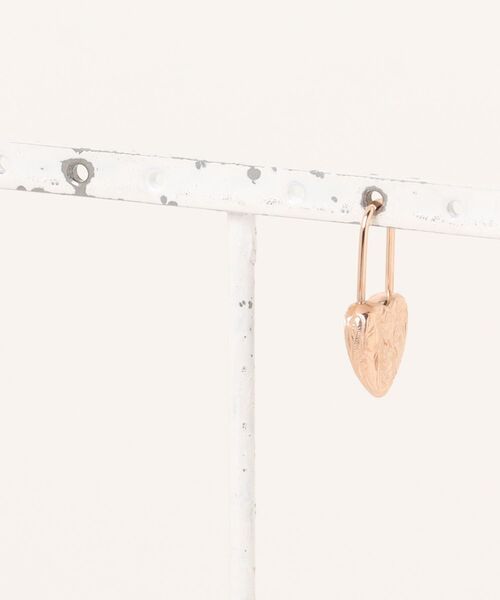 IRIEBEACH(アイリービーチ)の「2way Heart padlock pierce/【ハワイアンジュエリー】【サージカルステンレス】【金属アレルギー対応】【IRIEBEACH / アイリービーチ】つけっぱなしOK(ピアス(片耳用)・レディース・シルバー/ゴールド/ピンク・FREE)」の13枚目の写真