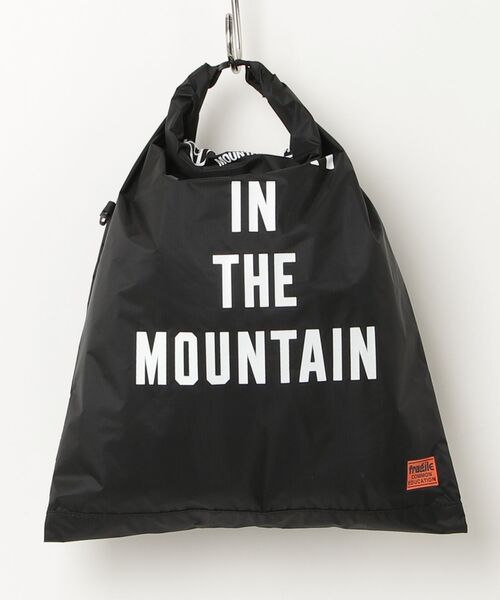 COMMON EDUCATION(コモンエデュケーション)の「Mountain Research × COMMON EDUCATION - 3-WAY SACOCHE(ショルダーバッグ・メンズ・ブラック/ホワイト・FREE)」の8枚目の写真