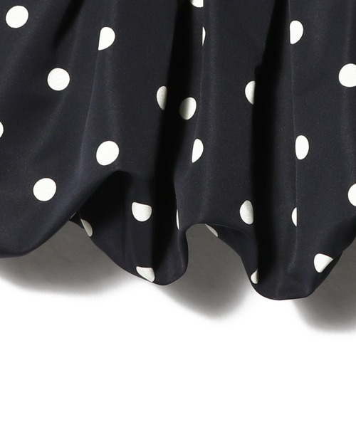 ESTNATION(エストネーション)の「UNUS / Dot Bare Blouse(シャツ/ブラウス・レディース・インディゴブルー/ライトホワイト・36/38)」の9枚目の写真