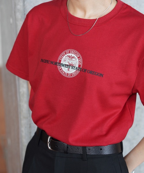 Chillfar(チルファー)の「アソートグラフィックミックスデザインTシャツ(Tシャツ/カットソー・レディース・ホワイト系/ホワイト系1/ブラック/レッド系/ホワイト系2/レッド系1/グレー/ブルー/ネイビー系/ホワイト系3/グレー系/ネイビー系2/イエロー/イエロー系/イエロー系1/ブルー系/ホワイト/レッド/ブラウン/ネイビー系1・FREE)」の22枚目の写真