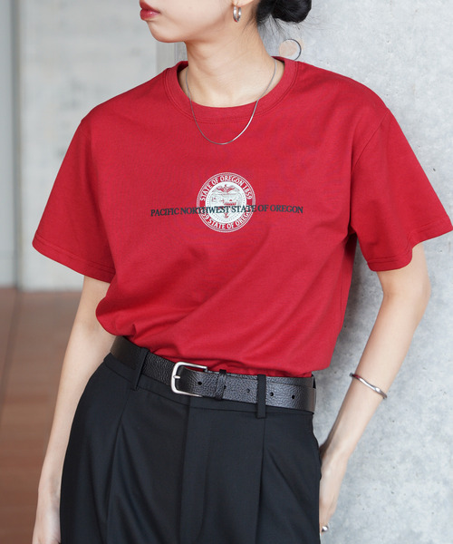Chillfar(チルファー)の「アソートグラフィックミックスデザインTシャツ(Tシャツ/カットソー・レディース・ホワイト系/ホワイト系1/ブラック/レッド系/ホワイト系2/レッド系1/グレー/ブルー/ネイビー系/ホワイト系3/グレー系/ネイビー系2/イエロー/イエロー系/イエロー系1/ブルー系/ホワイト/レッド/ブラウン/ネイビー系1・FREE)」の21枚目の写真