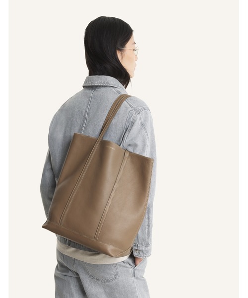 MAISON KITSUNE PARIS LEATHER TOTE（トートバッグ）｜Maison Kitsune