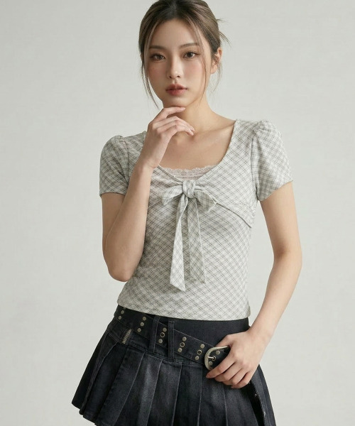 VIVID LADY(ビビッドレディー)の「チェックリボン レースネック 半袖トップス(Tシャツ/カットソー・レディース・アイボリー/ベージュ/グレー・FREE)」の6枚目の写真