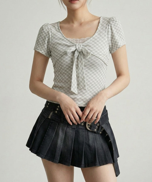 VIVID LADY(ビビッドレディー)の「チェックリボン レースネック 半袖トップス(Tシャツ/カットソー・レディース・アイボリー/ベージュ/グレー・FREE)」の7枚目の写真