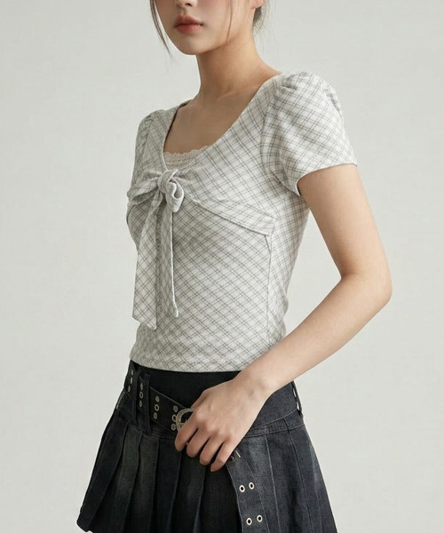 VIVID LADY(ビビッドレディー)の「チェックリボン レースネック 半袖トップス(Tシャツ/カットソー・レディース・アイボリー/ベージュ/グレー・FREE)」の9枚目の写真