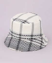CA4LA（カシラ）の「VICTIM x CA4LA BUCKET HAT（ハット）」