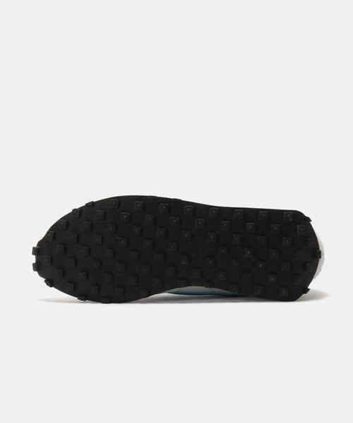 NIKE(ナイキ)の「NIKE LD-1000 HJ4687-001(スニーカー・メンズ・チャコールグレー・26cm/26.5cm/28cm/28.5cm)」の4枚目の写真