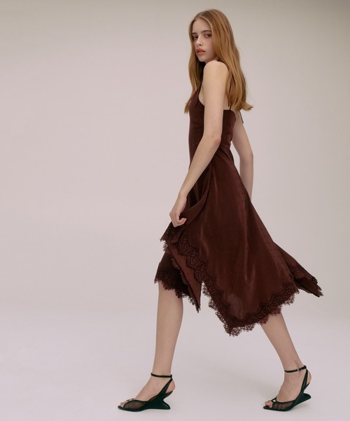 EIMY ISTOIRE(エイミーイストワール)の「PAPILLON JACQUARD DRESS(ワンピース・レディース・ブラック/バーガンディー・36/38)」の3枚目の写真