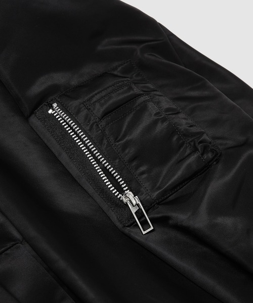 GURTWEIN( ガーウィン)の「Ruffle-skirt hemmed bomber coat(その他アウター・レディース・ブラック・FREE)」の9枚目の写真