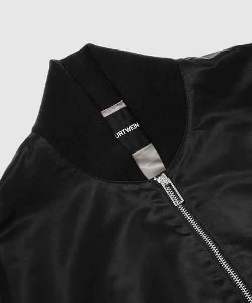 GURTWEIN( ガーウィン)の「Ruffle-skirt hemmed bomber coat(その他アウター・レディース・ブラック・FREE)」の4枚目の写真