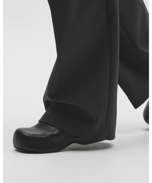 TODAYFUL（トゥデイフル）の「Volume Sole Sabot（スリッポン・レディース・ブラック/ダークブラウン・37inch/36inch/38inch）」の9枚目の写真