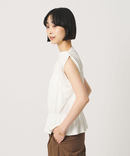 BEAUTY&YOUTH UNITED ARROWS(ビューティーアンドユースユナイテッドアローズ)の「【WEB限定 Wardrobe DAILY MINIMAL】シャーリング ノースリーブトップス(Tシャツ/カットソー・レディース・イエロー/ダークグレー/ホワイト・FREE)」の8枚目の写真