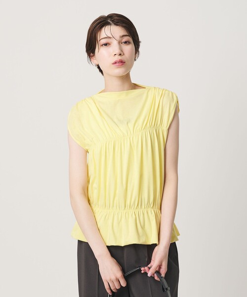 BEAUTY&YOUTH UNITED ARROWS(ビューティーアンドユースユナイテッドアローズ)の「【WEB限定 Wardrobe DAILY MINIMAL】シャーリング ノースリーブトップス(Tシャツ/カットソー・レディース・イエロー/ダークグレー/ホワイト・FREE)」の10枚目の写真