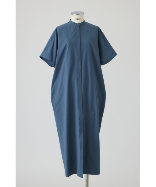 RIM.ARK(リムアーク)の「Half sleeve cocoon OP(ハーフスリーブ コクーン ワンピース)(ワンピース・レディース・ブルー/グリーン/ブラック・38/36)」の3枚目の写真