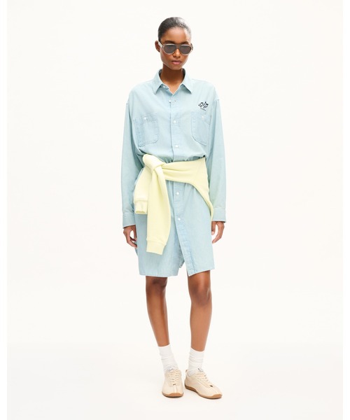 KENZO（ケンゾー）の「'KENZO Sounds' オーバーサイズ シャツ ドレス イン ウォッシュド シャンブレー（ワンピース・レディース・ブルー系その他7・SMALL/MEDIUM）」の3枚目の写真