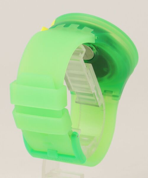 SWATCH（スウォッチ）の「GLOWINGLY GREEN（アナログ腕時計・レディース・グリーン・FREE）」の5枚目の写真