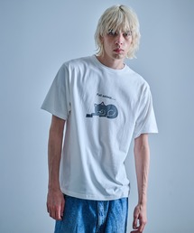 Fall asleep Tシャツ