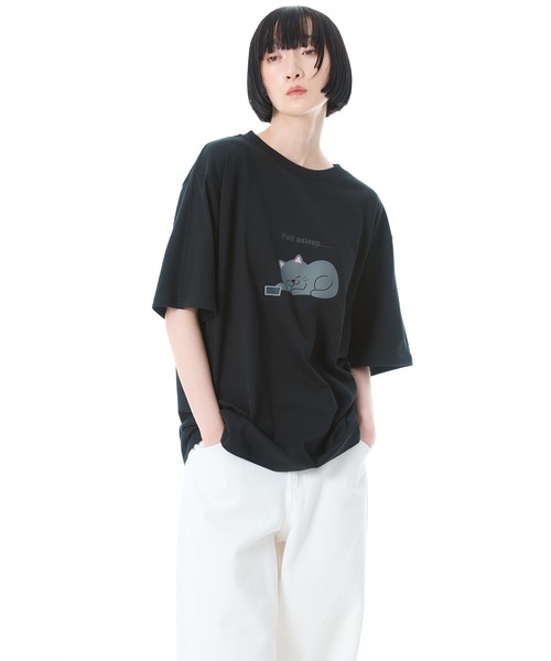 FRUIT OF THE LOOM(フルーツオブザルーム)の「Fall asleep Tシャツ(Tシャツ/カットソー・メンズ・ホワイト/ブラック/ネイビー・M/XL/L)」の2枚目の写真