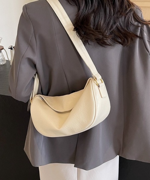 deux amour(ドゥーザムール)の「フラップショルダーBAG(ショルダーバッグ・レディース・ブラック/ブラウン/アイボリー/キャメル・FREE)」の10枚目の写真