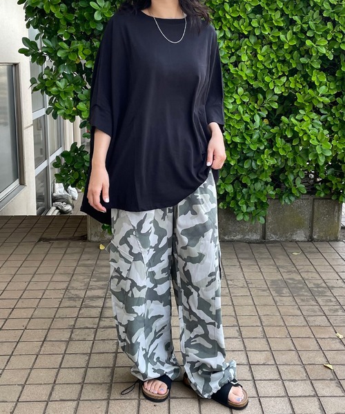 CRB(シーアールビー)の「迷彩カーゴパンツ(カーゴパンツ・レディース・グレー・M/L)」の18枚目の写真