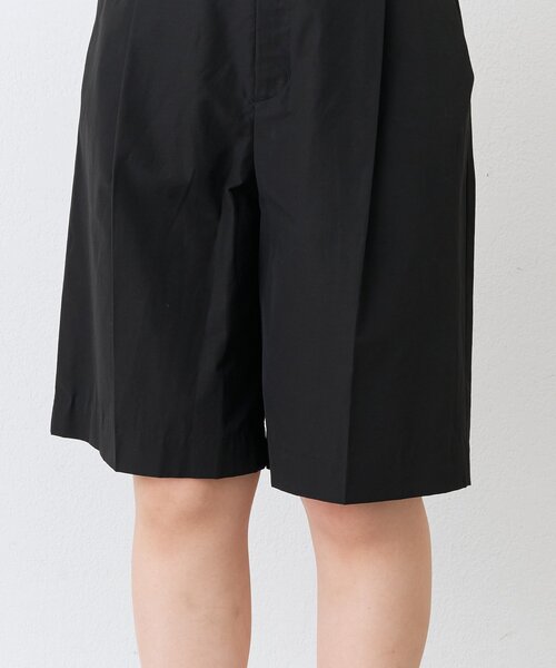 RIVE DROITE(リヴドロワ)の「予約【UVカット機能付き/バックゴム】センタープレスハーフパンツ(その他パンツ・レディース・オフホワイト/ブラック・38/36)」の22枚目の写真