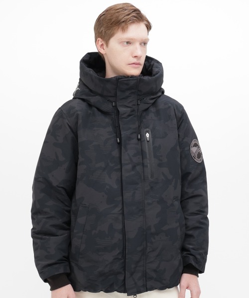 AVIREX(アヴィレックス)の「《WEB&DEPOT限定》MILITARY FUNCTION DOWN JACKET / ミリタリー ファンクション ダウンジャケット / AVIREX / アヴィレックス(ダウンジャケット/コート・メンズ・ライトグレー/ベージュ/グレー系カモフラージュ/レッド/オリーブ/ブラック・MEDIUM/XX-LARGE/X-LARGE/LARGE)」の6枚目の写真
