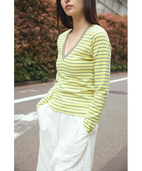 &enece(アンドエネス)の「Vネック ボーダー ロングスリーブカットソー(Tシャツ/カットソー・レディース・ブルー/イエロー/グレー・FREE)」の15枚目の写真