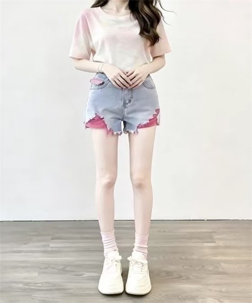 Dream garden(ドリームガーデン)の「カットオフ ダメージデニムショートパンツ(デニムパンツ・レディース・ブルー・XL/5XL/3XL/2XL/L/M/S/4XL)」の3枚目の写真