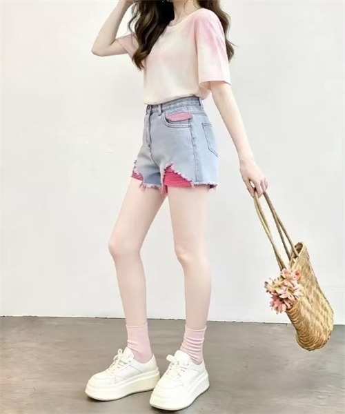Dream garden(ドリームガーデン)の「カットオフ ダメージデニムショートパンツ(デニムパンツ・レディース・ブルー・XL/5XL/3XL/2XL/L/M/S/4XL)」の13枚目の写真